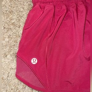 LULULEMON Hotty Hot Pink Shorts sz. 4